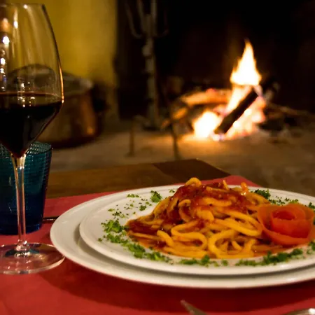 Le Torri Di Porsenna *