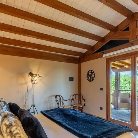 Le Torri Di Porsenna Petrignano Del Lago