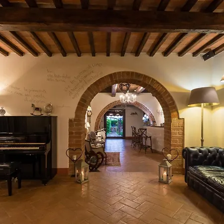 مزرعة للإقامة Le Torri Di Porsenna Petrignano Del Lago